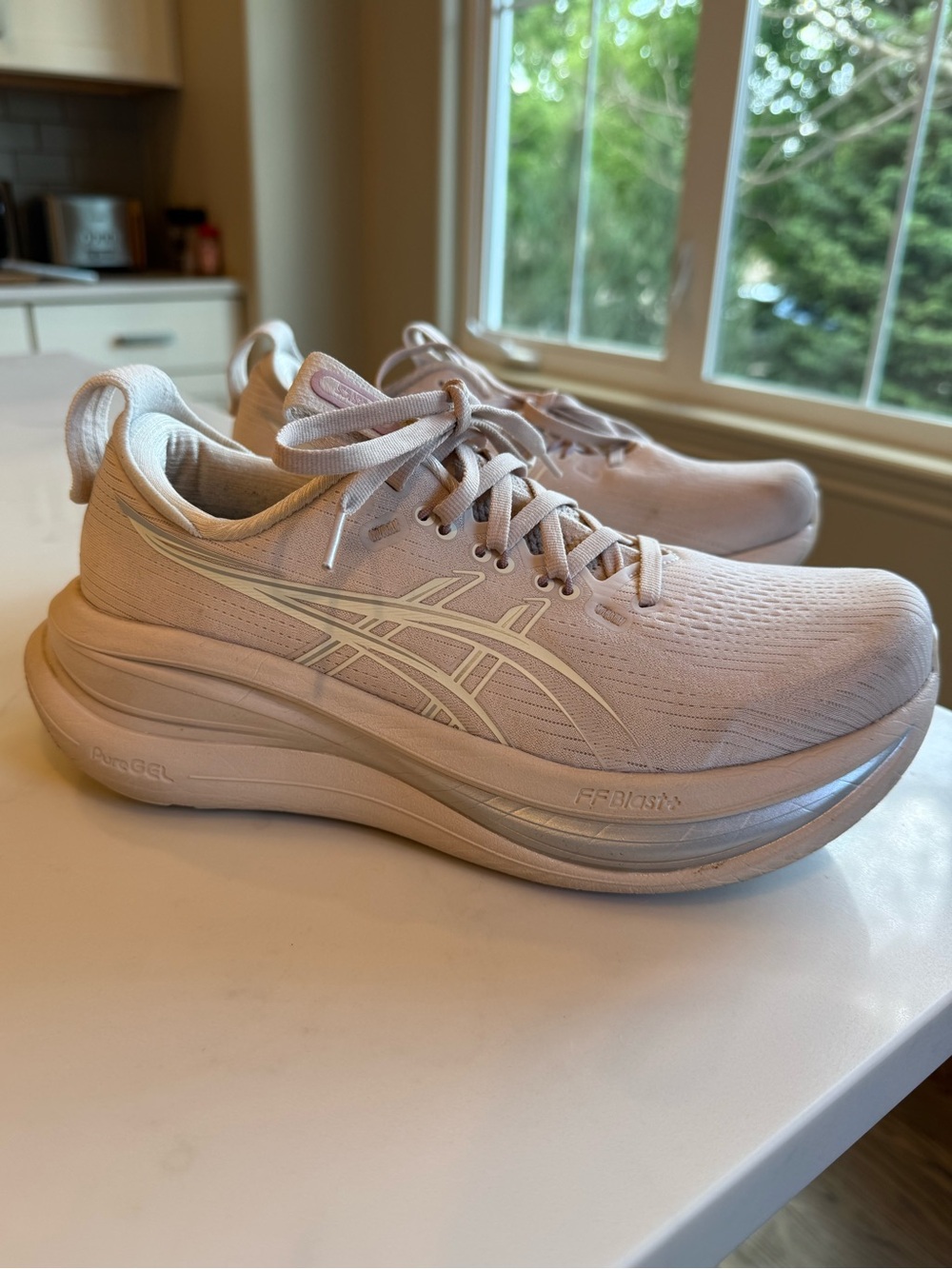 NWOT Women’s ASICS Gel Nimbus Sneakers, 7.5, Mineral Beige - Picture 4 of 4